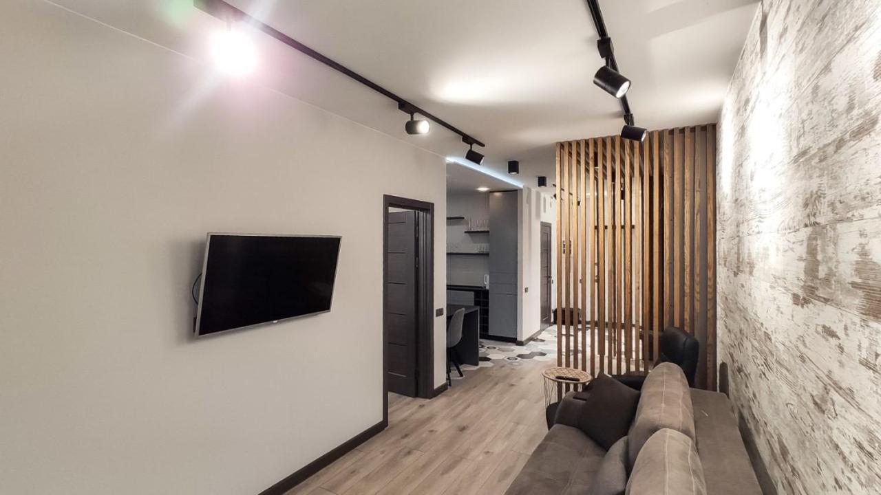Petrovdom 52,67,205,213 In Smart Apartments In New York Concept House เคียฟ ภายนอก รูปภาพ