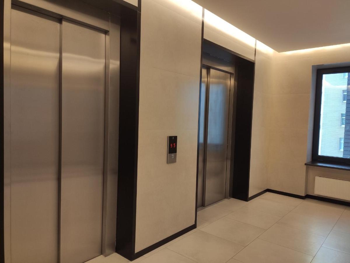 Petrovdom 52,67,205,213 In Smart Apartments In New York Concept House เคียฟ ภายนอก รูปภาพ