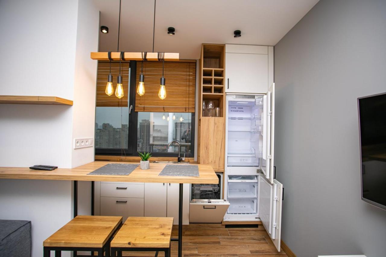Petrovdom 52,67,205,213 In Smart Apartments In New York Concept House เคียฟ ภายนอก รูปภาพ